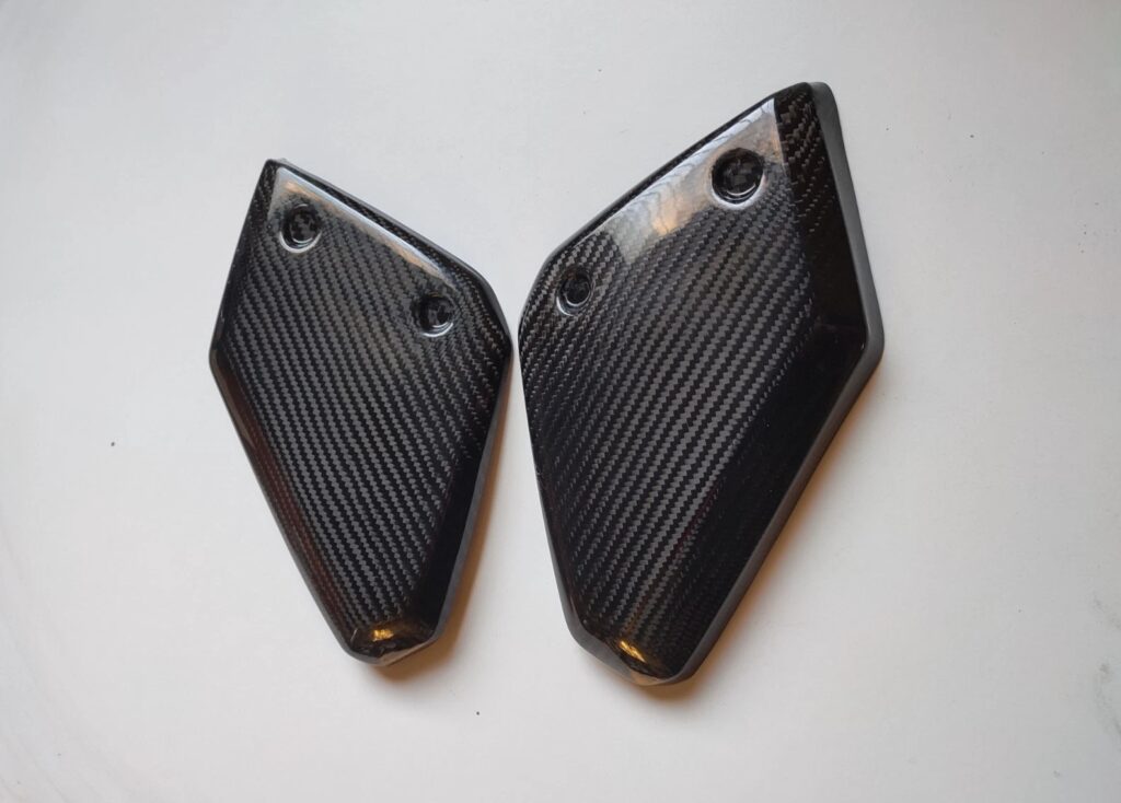 Carbon Fibre Yamaha MT03 660 -2014 Fuel Tank Side Panels MT 03 Knee Pads
